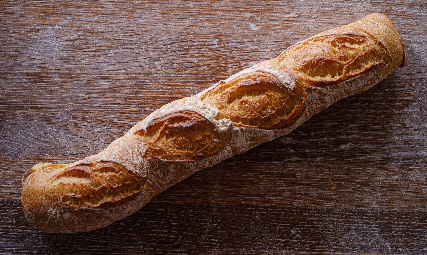 Nygräddag Baguette i bageriet